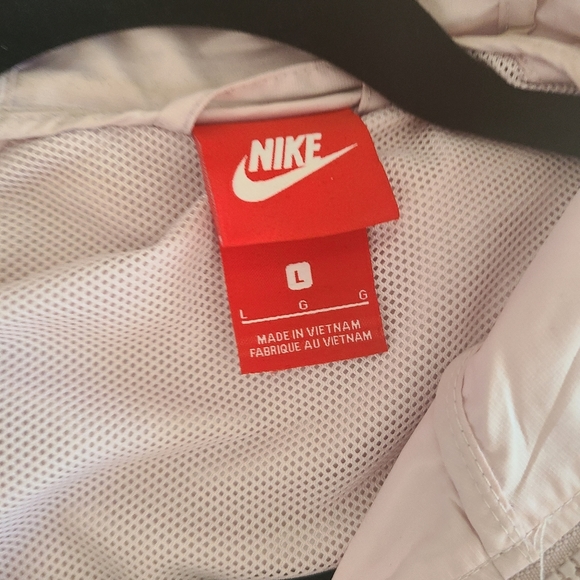 Nike jacket - Picture 2 of 2